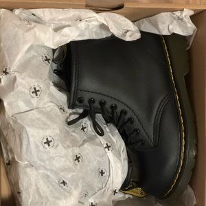 Dr.Martens